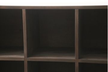 脚付きマス目棚を新規製作!(ロッカー、収納棚、本棚、飾り棚)