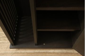 ハンガー収納付姿見を新規製作!鏡面内部は可動式の棚板5枚とハンガーアイアンを取り付け。濃い茶色で着色仕上げ。(洋服タンス、収納棚、戸棚、キャビネット、ワードローブ)