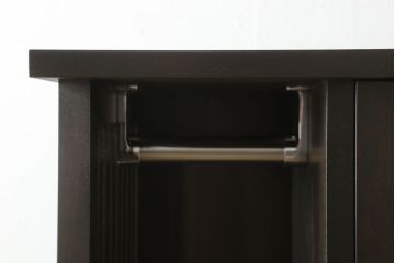 ハンガー収納付姿見を新規製作!鏡面内部は可動式の棚板5枚とハンガーアイアンを取り付け。濃い茶色で着色仕上げ。(洋服タンス、収納棚、戸棚、キャビネット、ワードローブ)