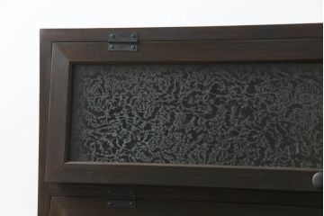 パタパタ扉の下駄箱を新規製作!扉にはアンティーク結霜ガラスを使用。(収納棚、戸棚、ロッカー)