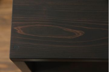 収納棚を新規製作!上段のオープンラック部分には配線用穴あけ加工。キャスターの取り付け。(サイドキャビネット、引き出し、サイドボード)