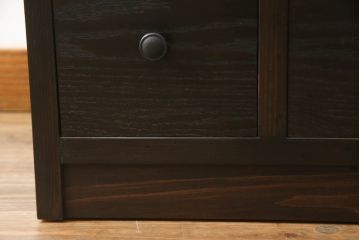 収納棚を新規製作!上段のオープンラック部分には配線用穴あけ加工。キャスターの取り付け。(サイドキャビネット、引き出し、サイドボード)