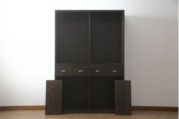 重ね戸棚を新規製作!棚や引き出し位置をご希望に合わせて製作し、色は参考商品に合わせて濃い茶色で着色仕上げ。(食器棚、収納棚、カップボード、キャビネット、飾り棚、引き出し)