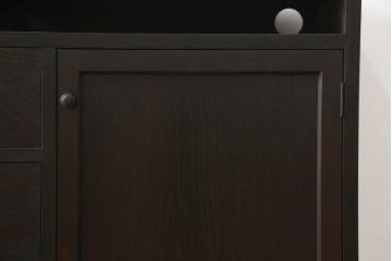テレビ台を新規製作!オープンラックには配線用の穴開け加工、戸棚内部は可動式の棚板を設置。濃い茶色で着色仕上げ。(サイドテーブル、サイドキャビネット、収納棚、引き出し)