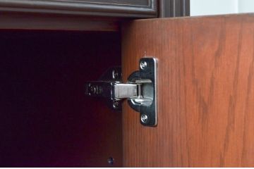 軽井沢カフェ物件で使用するデシャップカウンターを新規製作!引き出し3杯と戸棚を設け、全体のデザインや色もお客様のご希望通りに。(カウンターテーブル、収納棚、戸棚、サイドボード、店舗什器)