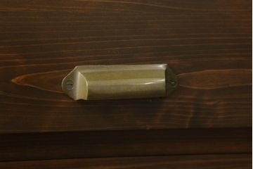 パタパタ収納棚を新規製作!当店のオーダー家具を参考に、一番上に3杯の引き出し、パタパタ収納部は3段の仕様にて。(戸棚、キャビネット、サイドボード、ロッカー)