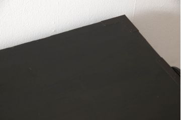 桐箪笥に脚の取り付けリメイク!高品質リペアを施し、オリジナルの色を基準に着色仕上げ。