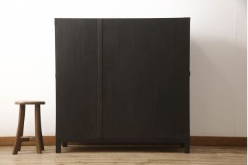 桐箪笥に脚の取り付けリメイク!高品質リペアを施し、オリジナルの色を基準に着色仕上げ。