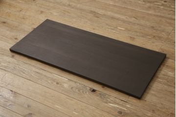 桐箪笥の衣装盆を外して使いやすくリメイク!上段の衣装盆4杯を取り外し。チェストナット系で着色仕上げ。