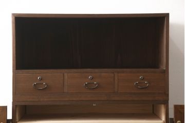 3段重ね桐箪笥の中段引き出しを衣装盆にリメイク!衣装盆をヒノキ材で4杯製作。オーク系に着色仕上げ。