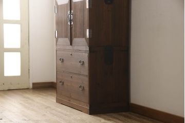 3段重ね桐箪笥の中段引き出しを衣装盆にリメイク!衣装盆をヒノキ材で4杯製作。オーク系に着色仕上げ。
