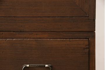 3段重ね桐箪笥の中段引き出しを衣装盆にリメイク!衣装盆をヒノキ材で4杯製作。オーク系に着色仕上げ。