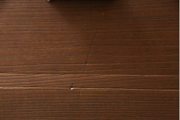 2段重ね桐箪笥を綺麗に再生!取っ手を交換し、ヒノキ無垢材で天板を取り付け。オーク系の着色と蜜蝋ワックス仕上げ。