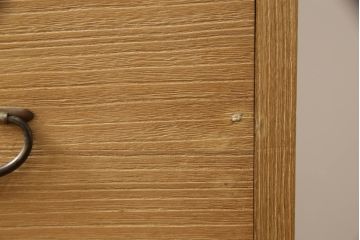 3段重ね桐箪笥を綺麗に再生!既存の砥の粉を洗浄後に蜜蝋ワックスで木地仕上げ。
