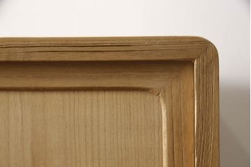 3段重ね桐箪笥を綺麗に再生!既存の砥の粉を洗浄後に蜜蝋ワックスで木地仕上げ。