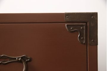 桐箪笥をペイントリメイク!クリーニング後、シナモンブラウンでペイント。クリアワックスで仕上げ。