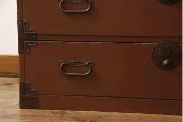 桐箪笥をペイントリメイク!クリーニング後、シナモンブラウンでペイント。クリアワックスで仕上げ。