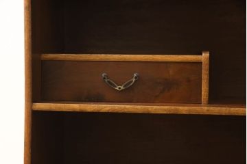 茶箪笥を綺麗に再生!高品質リペアを施し、元の色をベースに着色仕上げ。