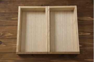 衣装箪笥を綺麗に再生!高品質リペアを施し、現状の色をベースに補色・キズ消し仕上げ。