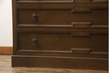 衣装箪笥を綺麗に再生!高品質リペアを施し、現状の色をベースに補色・キズ消し仕上げ。