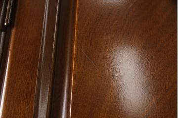 ワードローブを使いやすいサイズにリメイク!ご希望に合わせて横幅を小さくリサイズ。左側板も移設して小ぶりなワードローブに。