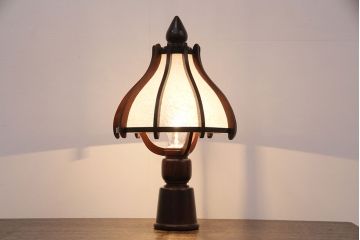卓上照明を綺麗に再生!高品質リペアを施し、和紙を張り替え。断線したコードを新しいものに交換。