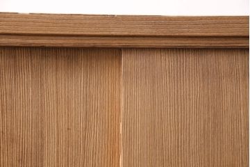 3段重ね桐箪笥を綺麗に再生!高品質リペアをし、指定箇所の金具を交換。蜜蝋ワックスで仕上げ。