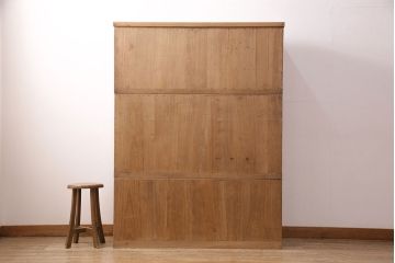 3段重ね桐箪笥を綺麗に再生!高品質リペアをし、指定箇所の金具を交換。蜜蝋ワックスで仕上げ。