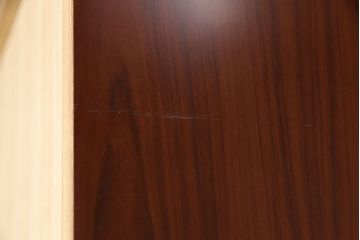 箪笥を綺麗に再生!水没した箪笥に高品質リペアを施し、使用できるように修理。