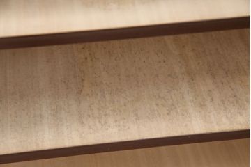 箪笥を綺麗に再生!水没した箪笥に高品質リペアを施し、使用できるように修理。