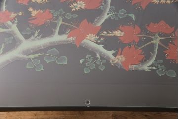 座卓をダイニングテーブルにリメイク!座卓の中央部分と新材で天板を製作。面取りをしたガラス天板を取り付け。(食卓)