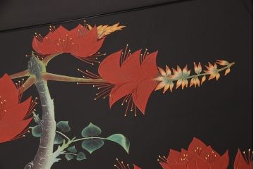 座卓をダイニングテーブルにリメイク!座卓の中央部分と新材で天板を製作。面取りをしたガラス天板を取り付け。(食卓)