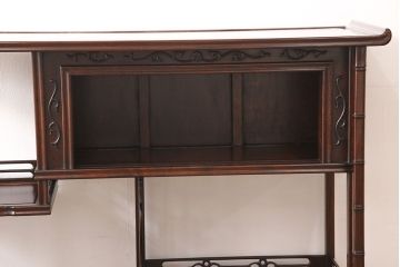 茶棚を綺麗に再生!高品質リペアを施し、修繕部分は元の色味に合わせて仕上げ。