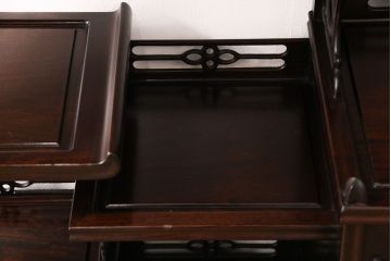 茶棚を綺麗に再生!高品質リペアを施し、修繕部分は元の色味に合わせて仕上げ。