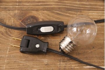 卓上ランプを使いやすくリメイク!日本仕様に変更し、不具合を解消。