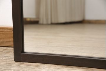 鏡台をウォールミラーにリメイク!鏡部分を取り外し、裏面・四方に板を貼り、木枠を取り付け。チェス系に着色仕上げ。