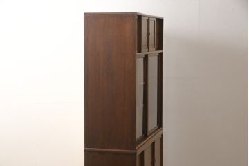 茶棚を綺麗に再生!高品質リペアを施し、元のイメージを損なわないように建具を新規作成し交換。蜜蝋ワックス仕上げに。