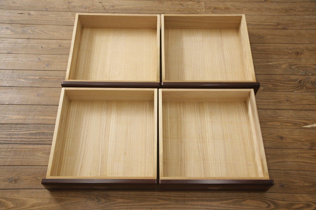 箪笥を綺麗に再生!高品質リペアを施し、本来の色味になるよう仕上げ。