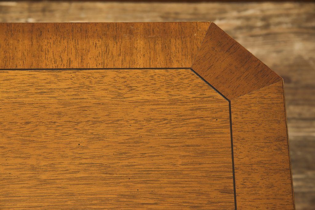 ダイニングテーブルのサイズリメイク!高さと天板の大きさをリサイズ。ドレクセル特有の風合いを残した仕上げに。