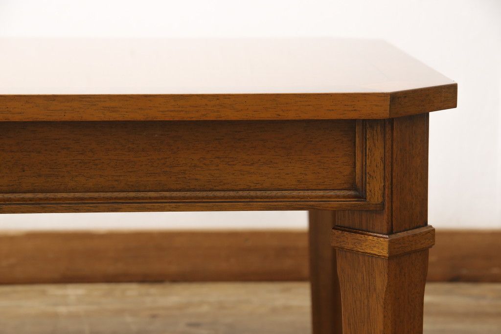 ダイニングテーブルのサイズリメイク!高さと天板の大きさをリサイズ。ドレクセル特有の風合いを残した仕上げに。