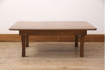 ちゃぶ台を綺麗に再生!高品質リペアを施し、現状の色に合わせて着色・ワックス仕上げ。