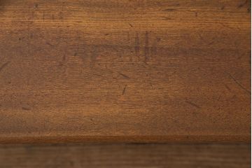ちゃぶ台を綺麗に再生!高品質リペアを施し、現状の色に合わせて着色・ワックス仕上げ。