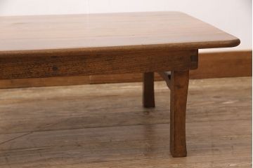 ちゃぶ台を綺麗に再生!高品質リペアを施し、現状の色に合わせて着色・ワックス仕上げ。