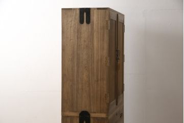 桐箪笥を綺麗に再生!洗浄し、ふさは新しいものに交換。木地色仕上げ。