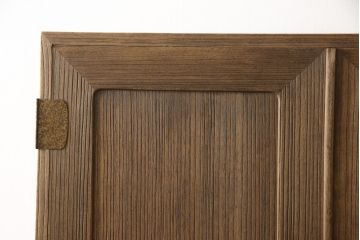 桐箪笥を綺麗に再生!洗浄し、ふさは新しいものに交換。木地色仕上げ。