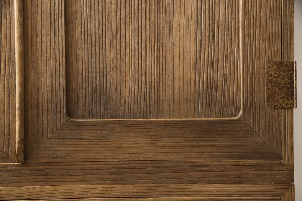 桐箪笥を綺麗に再生!洗浄し、ふさは新しいものに交換。木地色仕上げ。