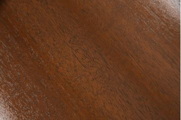 ダイニングテーブルを綺麗に再生!高品質リペアを施し、天板はセラウッド塗装で仕上げ。
