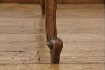 ダイニングテーブルを綺麗に再生!高品質リペアを施し、天板はセラウッド塗装で仕上げ。