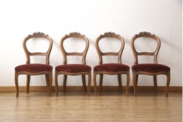 チェア4脚の高さをリメイク!高品質リペアを施し、脚をカットしてリサイズ。木部は本体の色味に合わせて仕上げ。