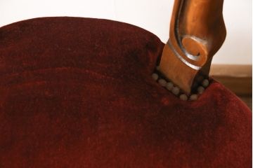 チェア4脚の高さをリメイク!高品質リペアを施し、脚をカットしてリサイズ。木部は本体の色味に合わせて仕上げ。